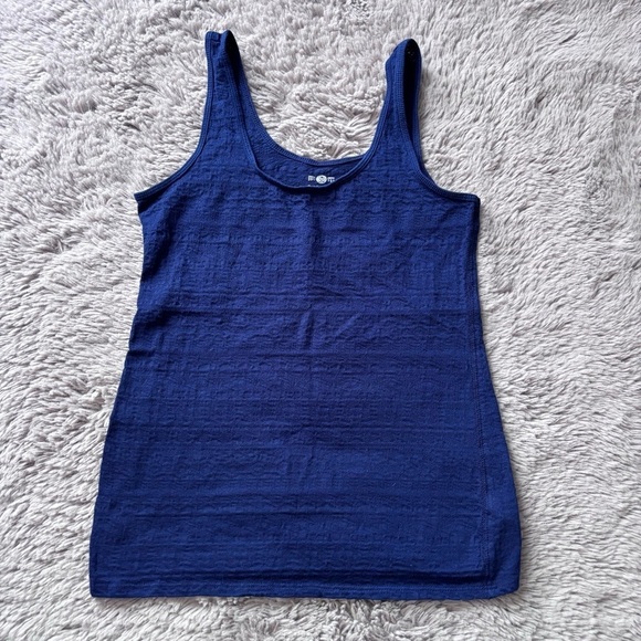 SO Tops - ⭐️⭐️⭐️Women’s Juniors SO perfect tank Navy blue size Medium